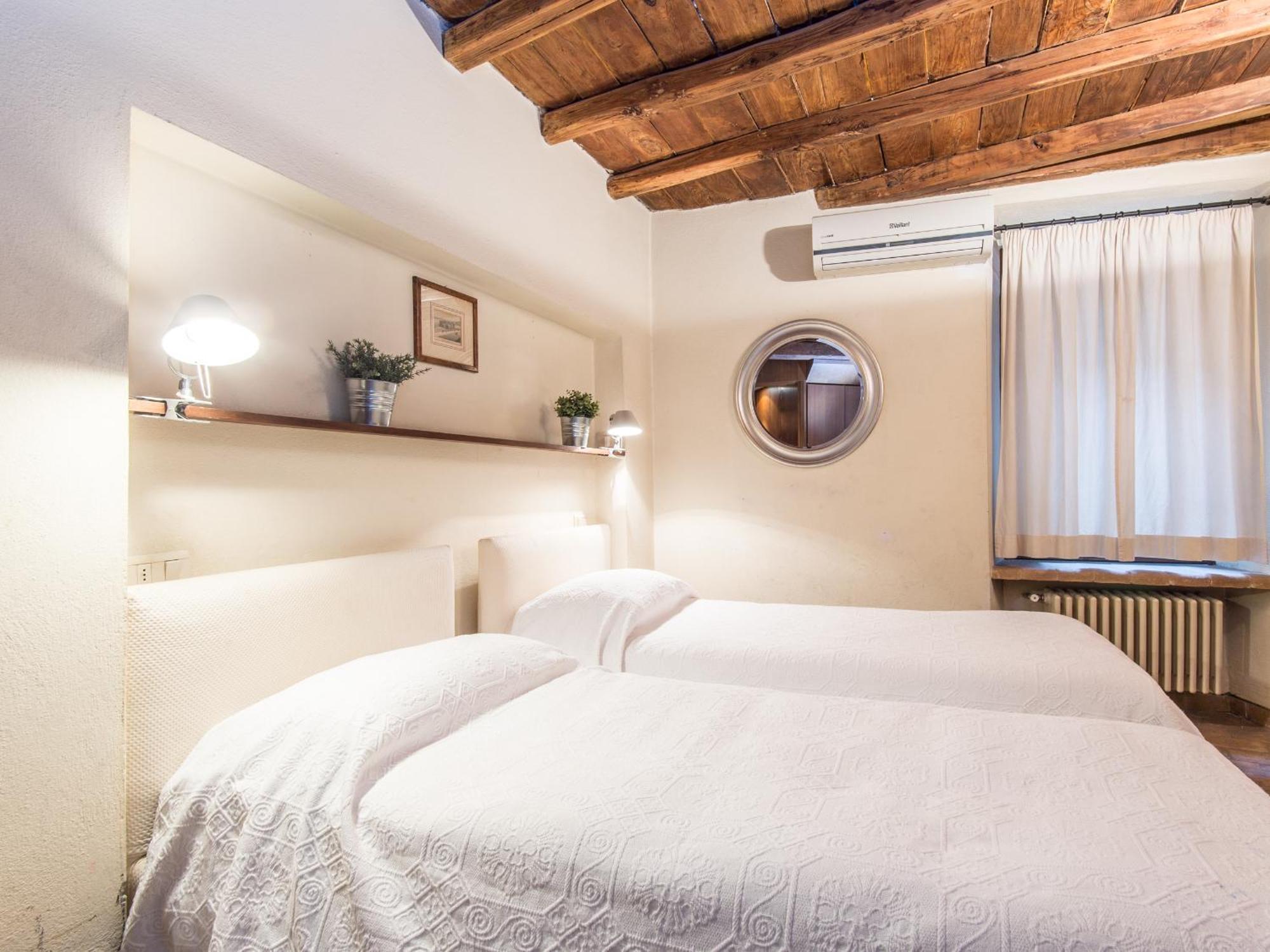 Enchanting Two Bedroom Navona Rom Exterior foto